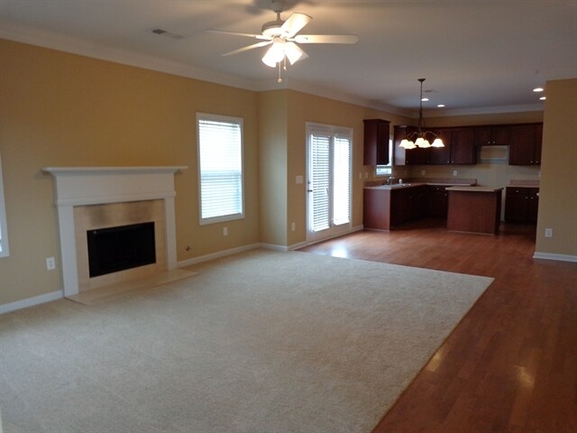 Building Photo - 812 Buffington Way