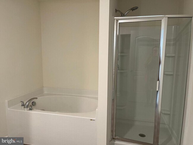 Building Photo - 195 Rappahannock Run