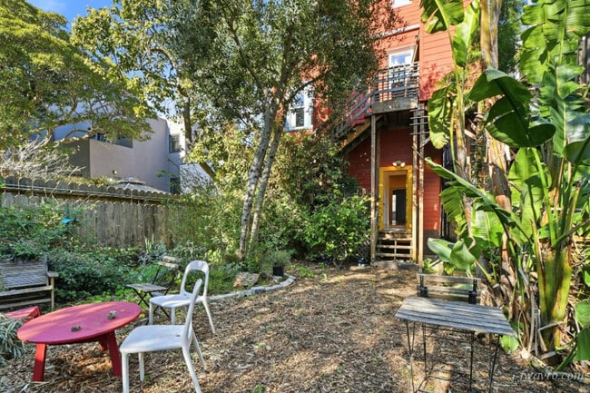 Building Photo - 4037 25th St