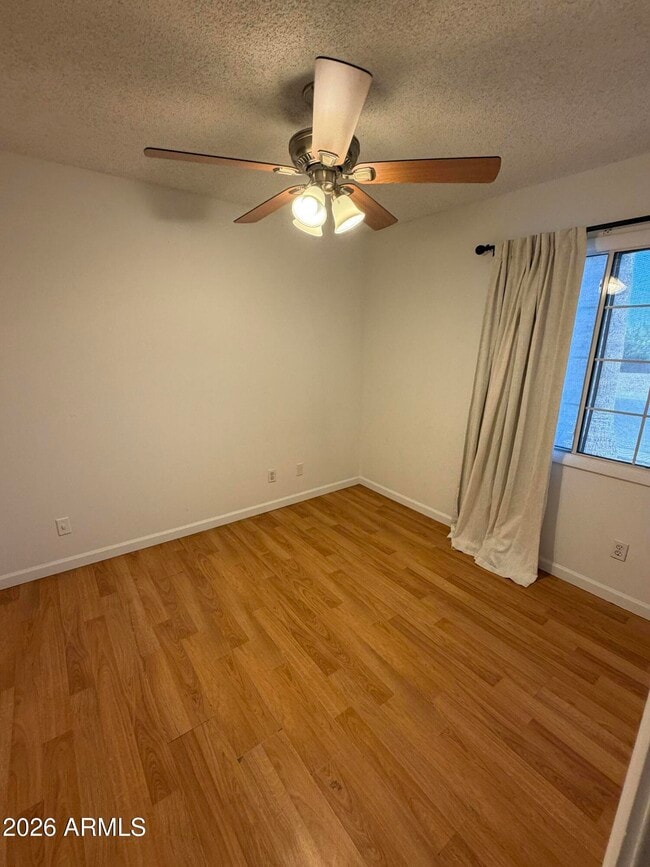 Building Photo - 5232 W Mauna Loa Ln