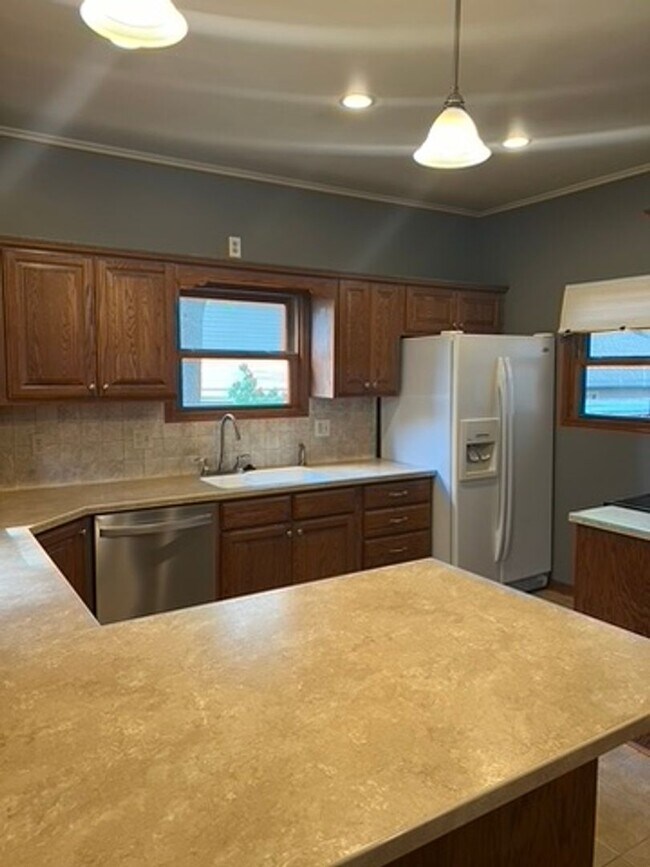 Building Photo - Discover Timeless Charm: Enchanting Historic Home in a Picturesque Small Town