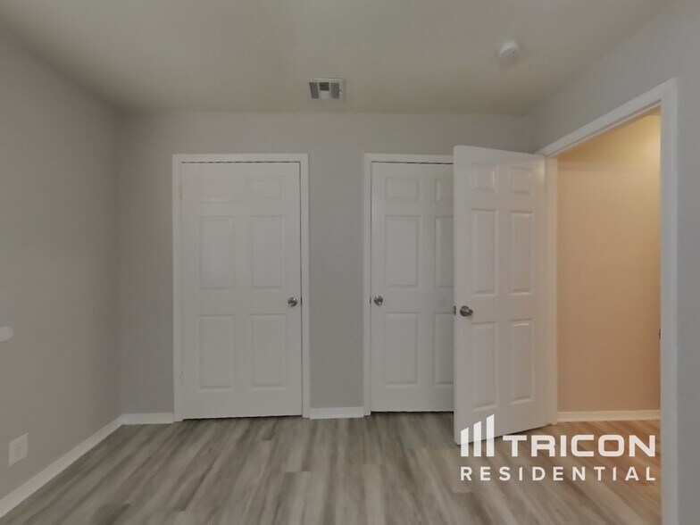 Building Photo - 5126 Casa Oro St