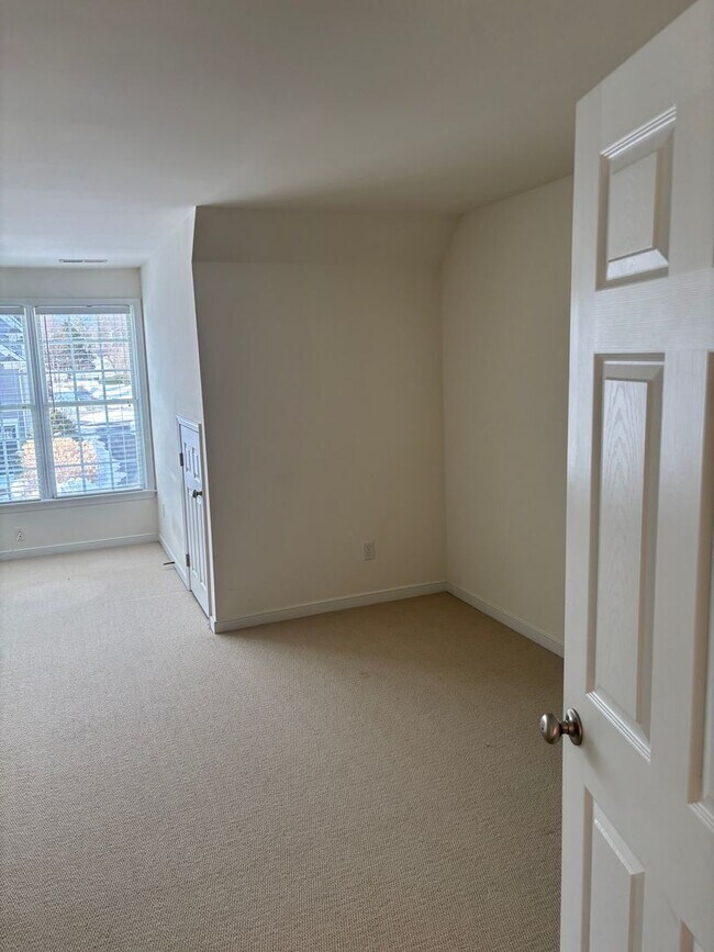 Building Photo - Great Home in Crozet!