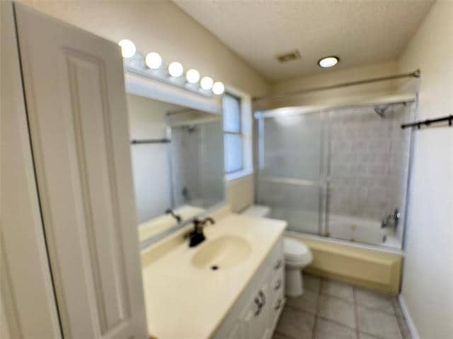 Building Photo - 6609 Oaklawn Dr