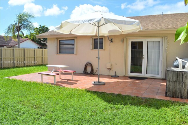 Building Photo - 10933 SW 146th Ct