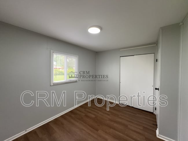 Building Photo - 5204 Arrowhead Blvd