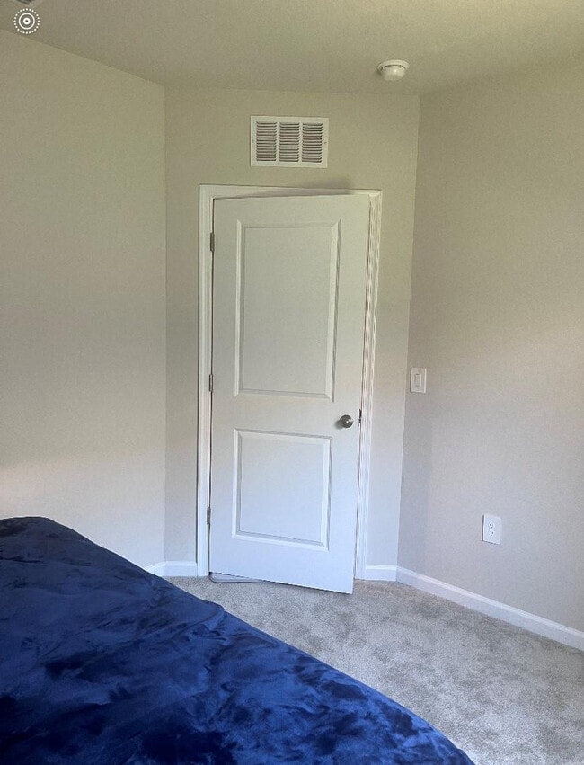 Building Photo - 456 Cherimoya St