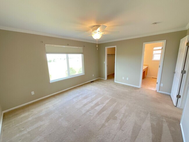 Building Photo - 7168 Prairie Wind Dr