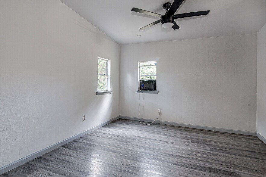 bedroom 1 - 308 Sundown Ct