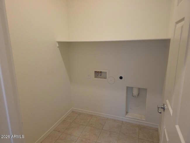 Building Photo - 10825 W Taylor St