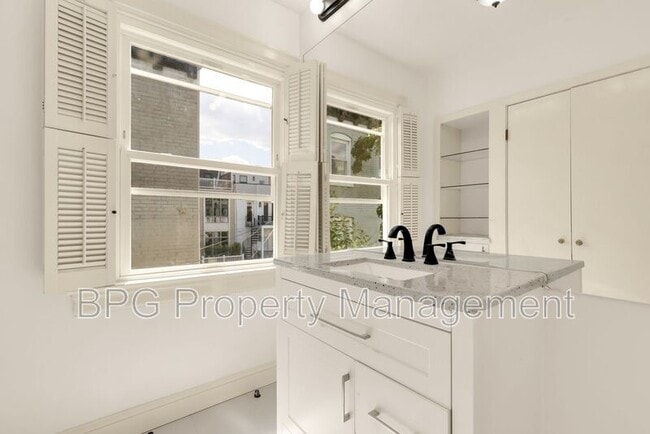 Building Photo - 1302 S St NW