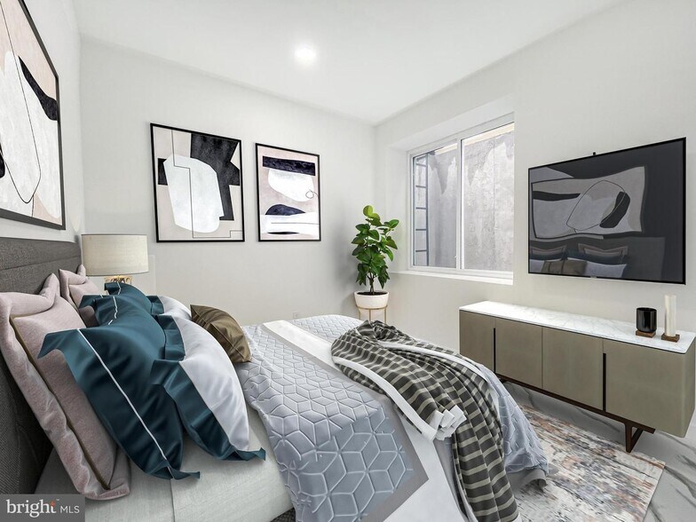 Building Photo - 1537 N 33rd St