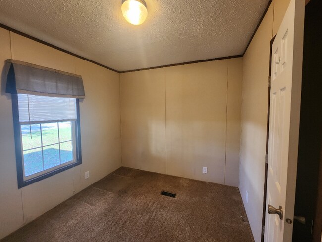 Building Photo - 306 N Nicodemus St