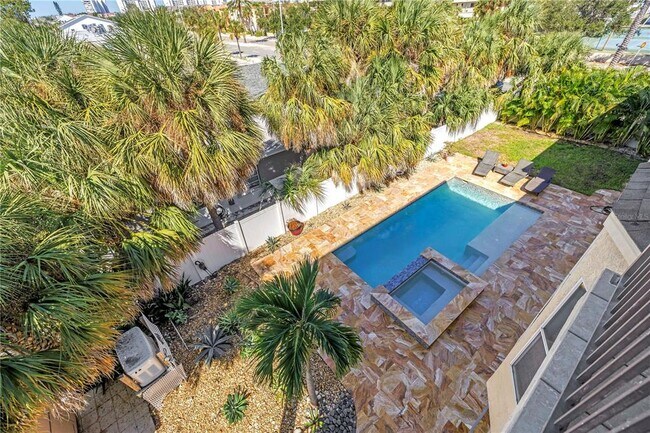 Building Photo - 8702 Blind Pass Rd