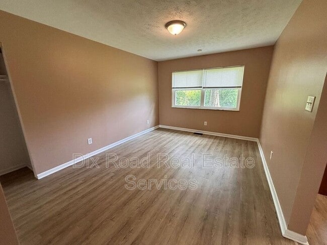 Building Photo - 3312 Burgoyne Dr