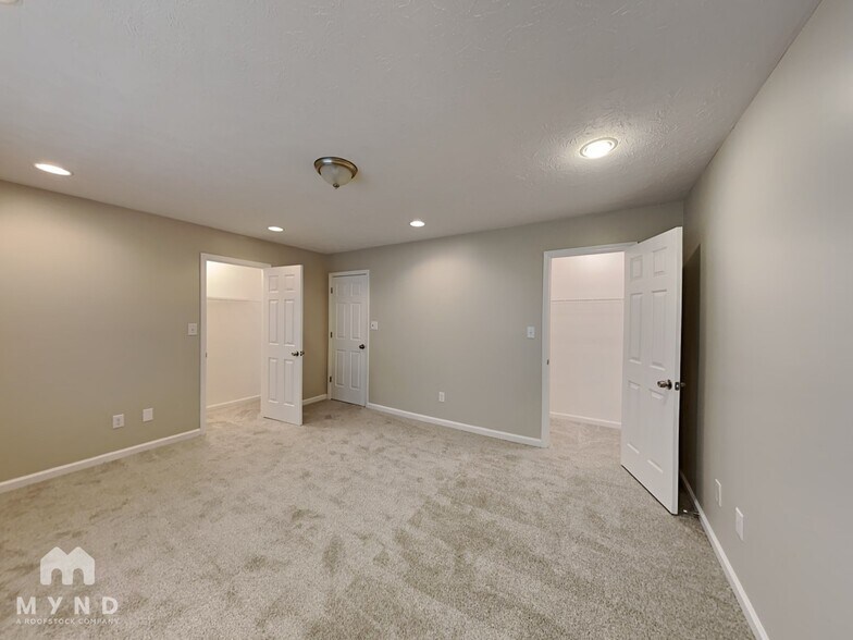 Building Photo - 381 Cottonwood Loop