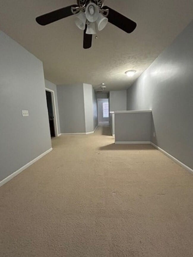 Building Photo - 304 Kelsey Dr