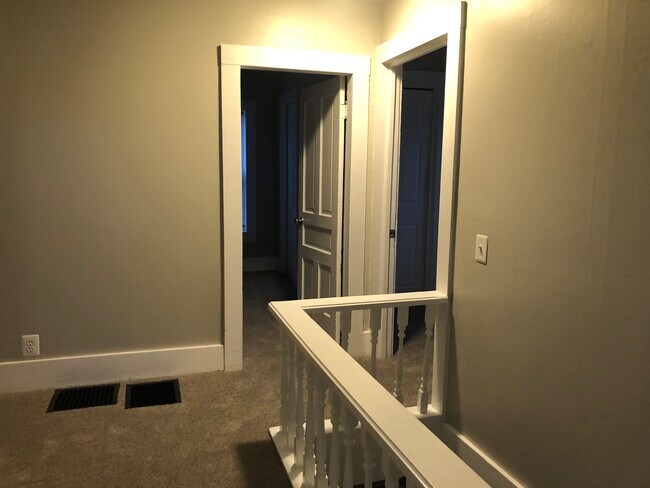 Upper level - 35212 Palmer Rd