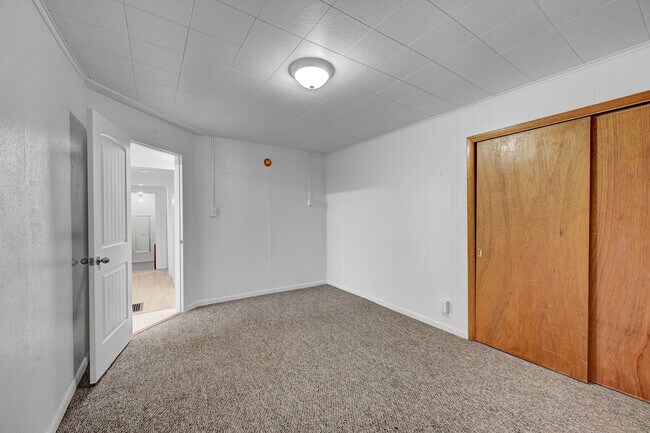 Building Photo - 2253 Miner St