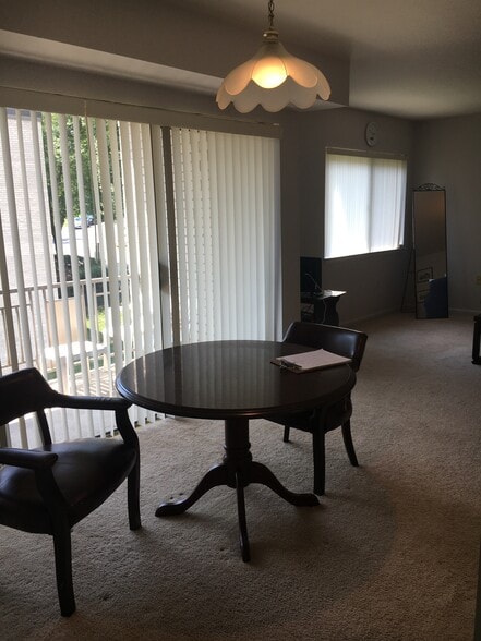 Dining Area - 12207 Braxfield Ct