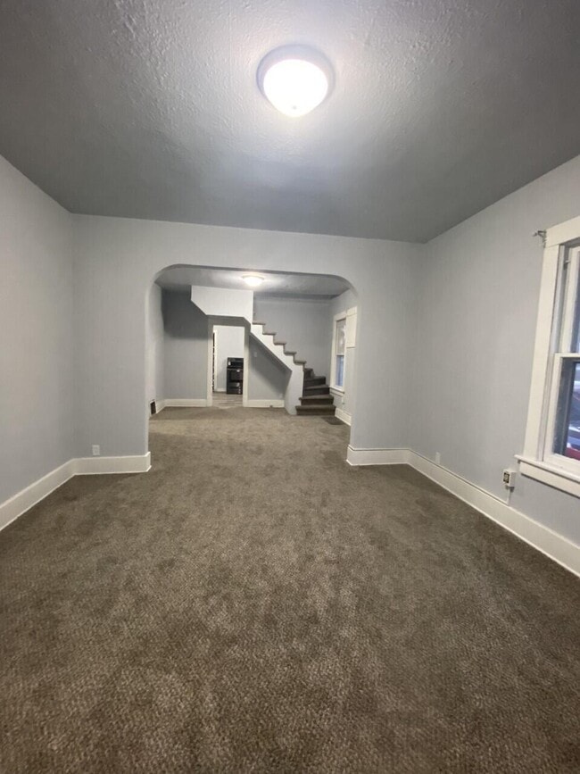 Building Photo - 2927 Avenue C