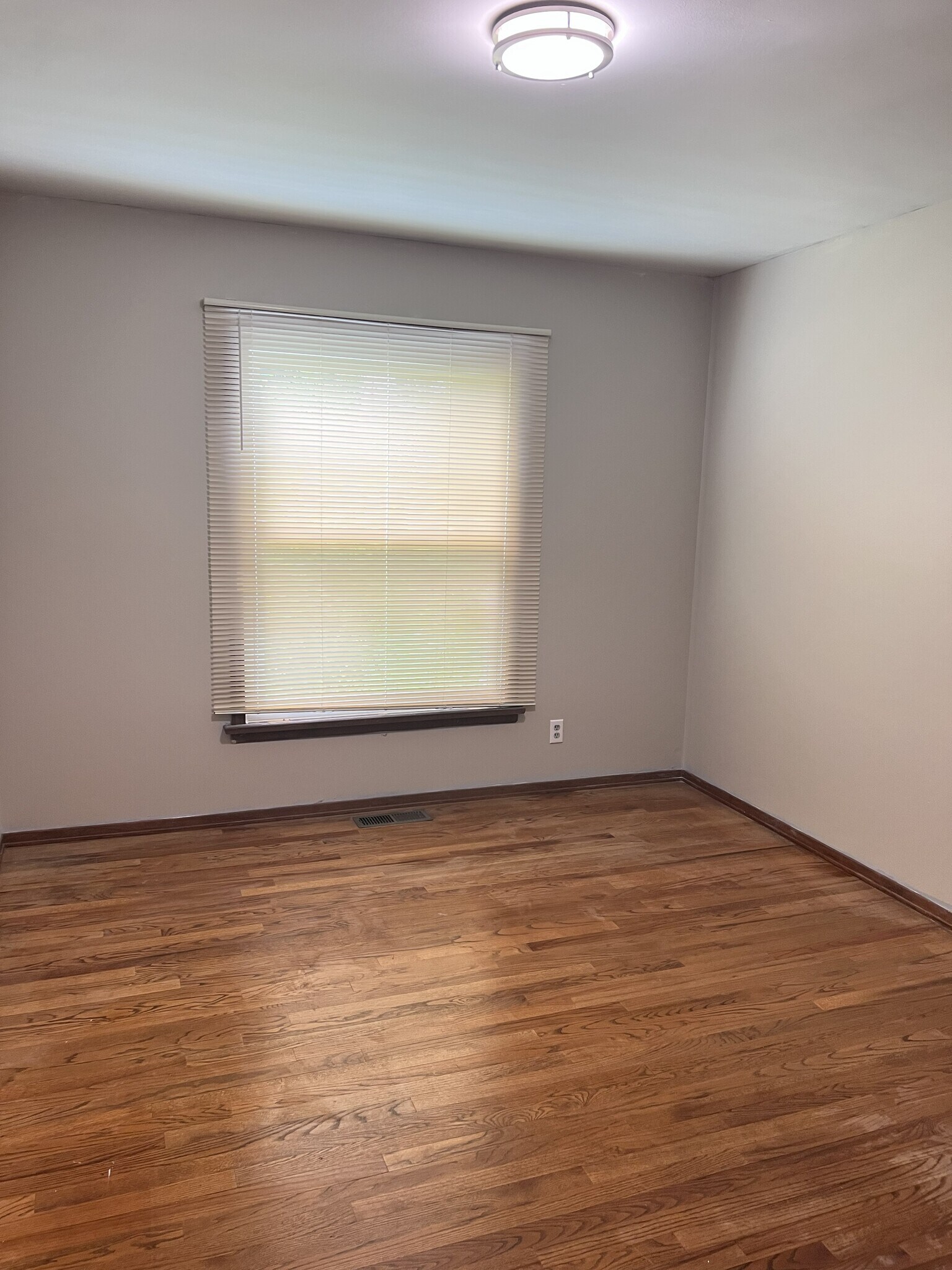 Building Photo - 103 Falmouth Dr