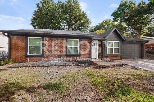 Building Photo - South Arlington Gem