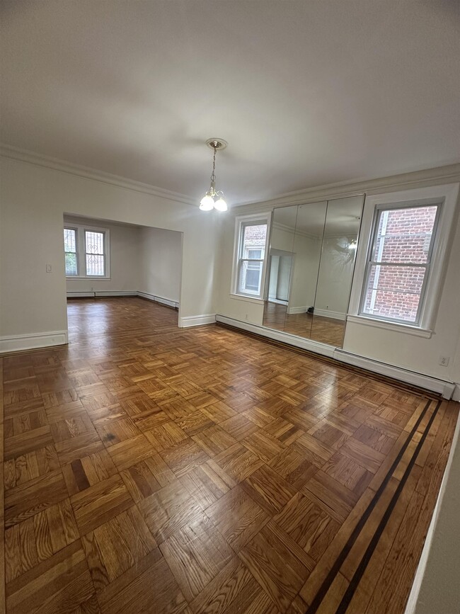 Building Photo - 292 Stegman Pkwy