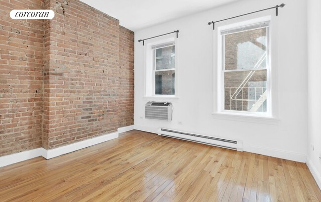 Primary Photo - 705 9th Ave