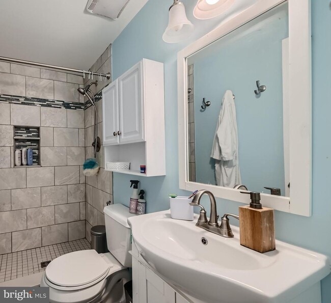 Building Photo - 6210 Hidden Clearing