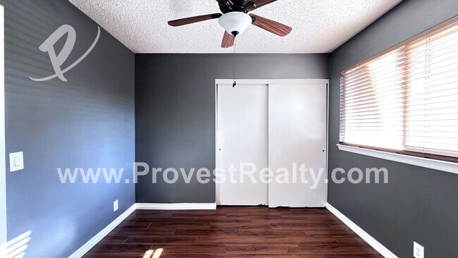 Building Photo - 2 Bed, 2 Bath Victorville Home!!!