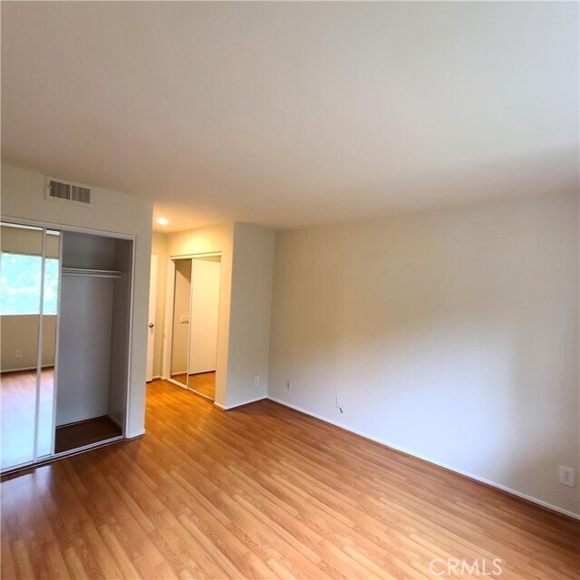 Building Photo - 5060 Kester Ave