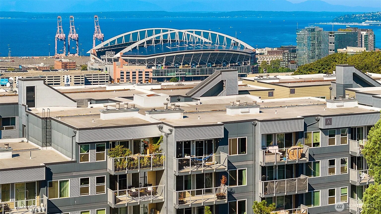 Building Photo - 1311 12th Ave S