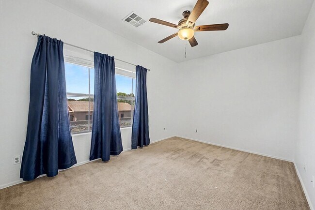 Building Photo - 16121 N 168th Ave