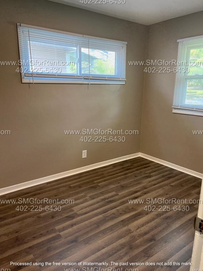 Building Photo - 7529 Richmond Dr