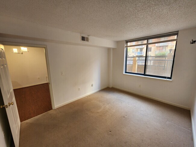 Building Photo - 3835 9th St N