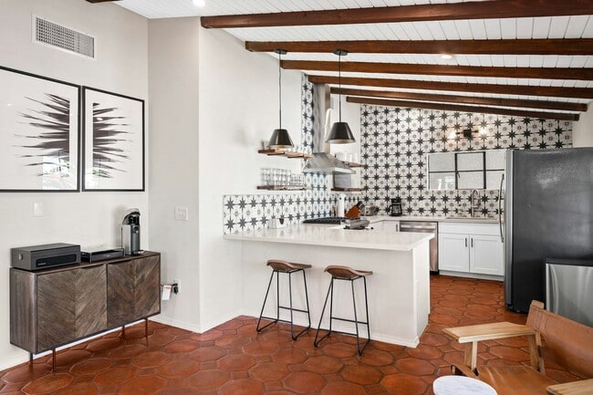 Building Photo - 620 S Camino Real