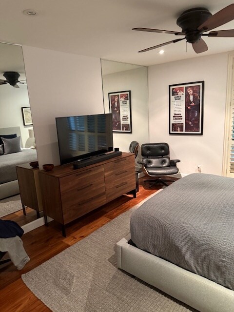 Building Photo - 8400 De Longpre Ave