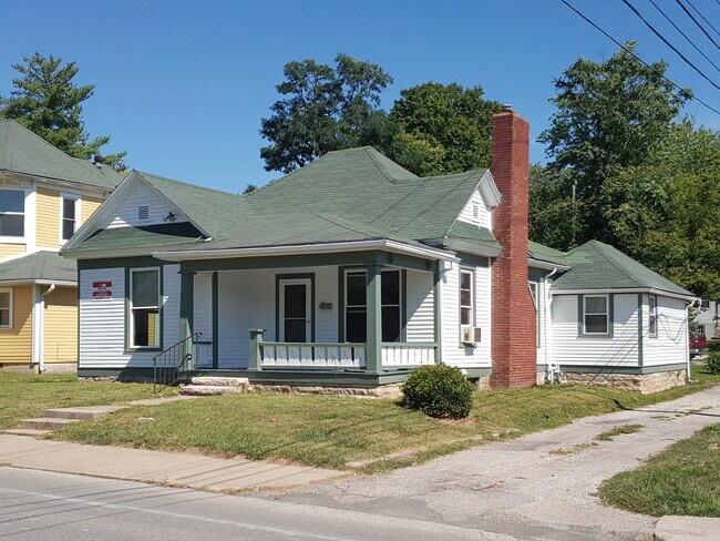 Primary Photo - 311 E 10th St