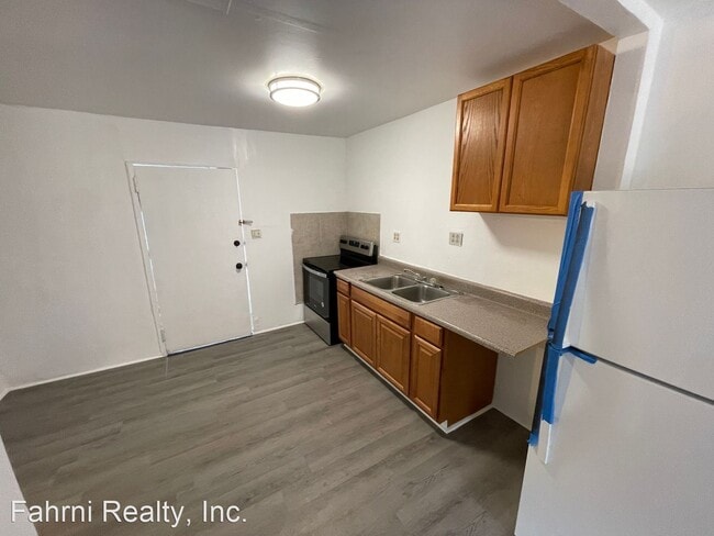 Building Photo - 2 br, 1 bath House - 84-866 #B Hanalei St