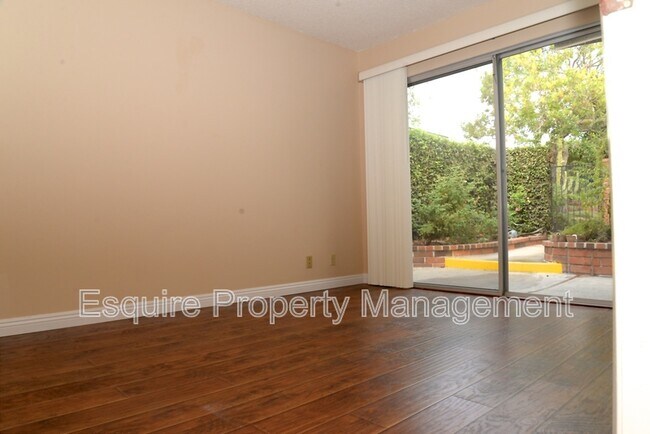 Building Photo - 23A Lemon Dr