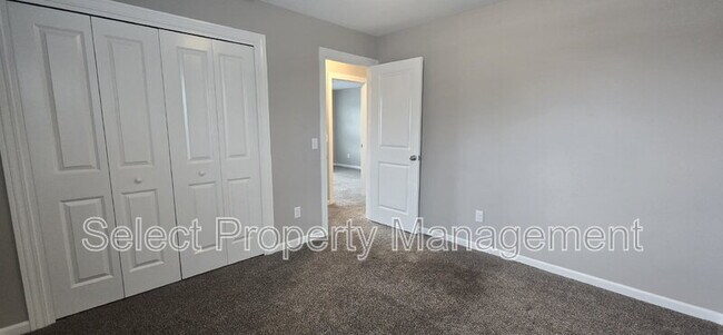Building Photo - 4802 Silverstone Psge
