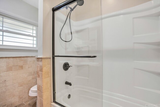 Bathroom 1 shower and tub - 8601 Santa Susana Plz