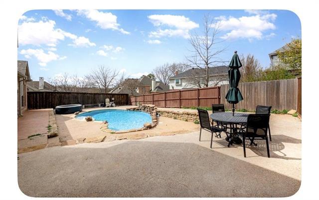 Building Photo - 2144 Brookgate Dr