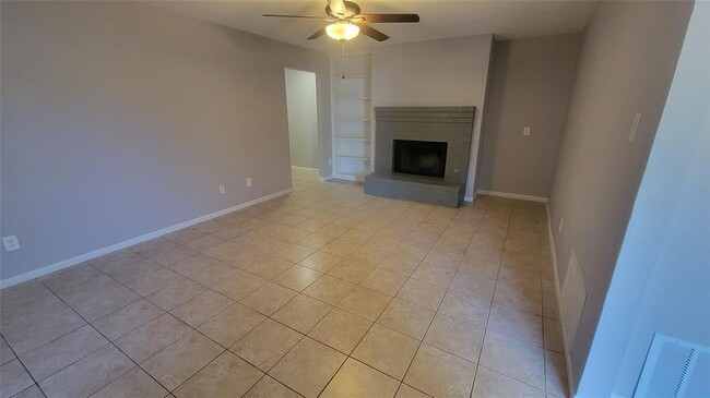 Building Photo - 9110 Sedgemoor Trail