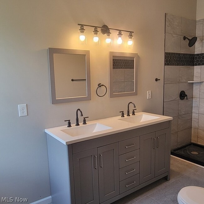 Building Photo - 2663 W 28th Pl