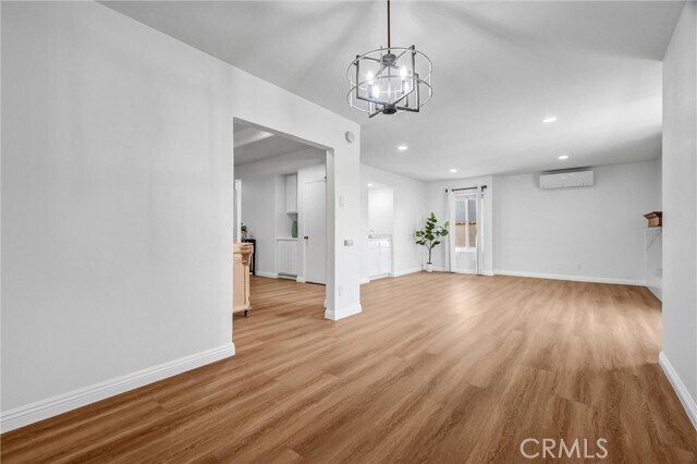 Building Photo - 2032 E Bermuda St