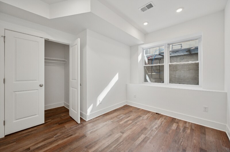 Building Photo - 3345 N 19th St