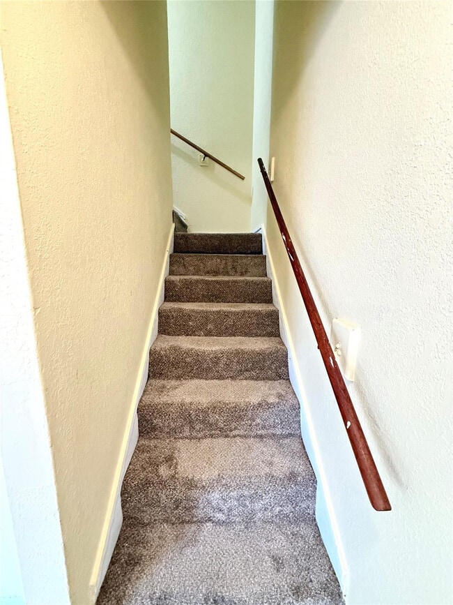 Building Photo - 2625 NW 60th Way