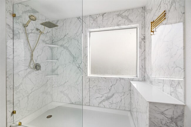 Building Photo - 2042 Mickle Creek Dr